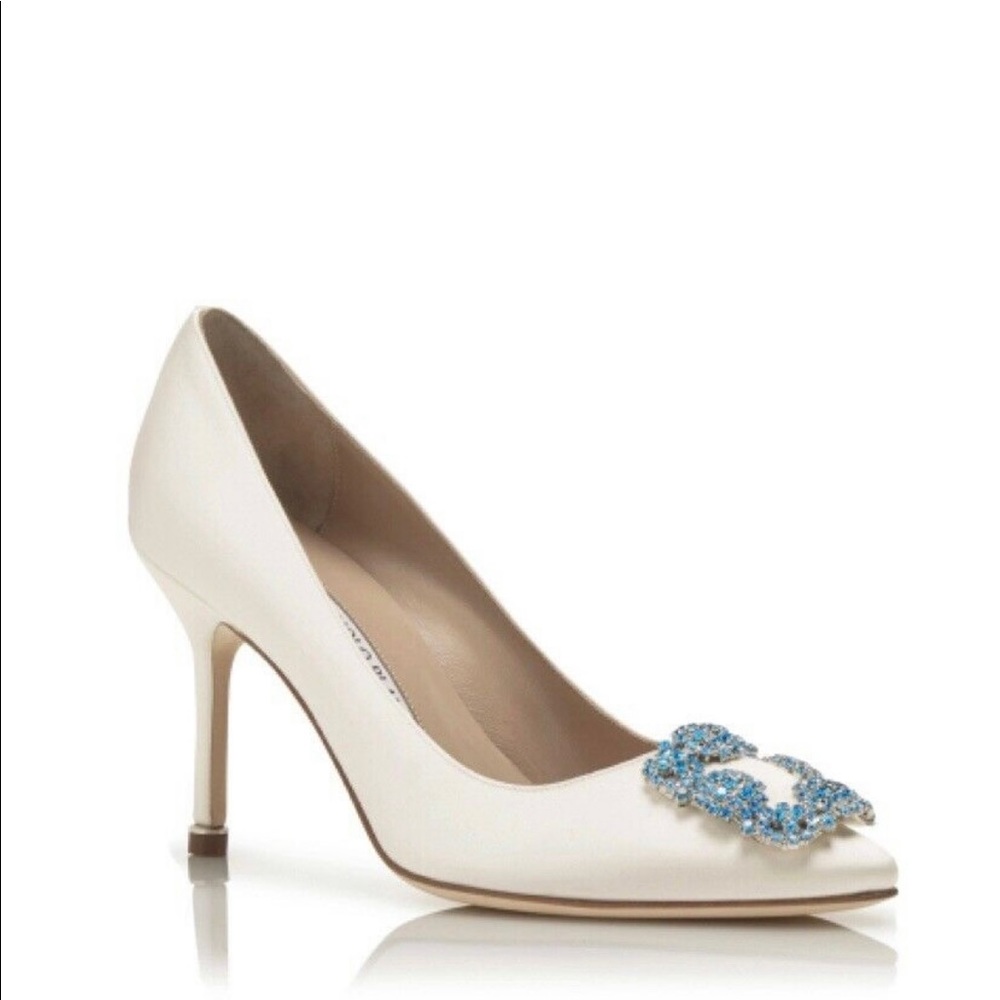 New Manolo Blahnik Hangisi Crystal Buckle Pump